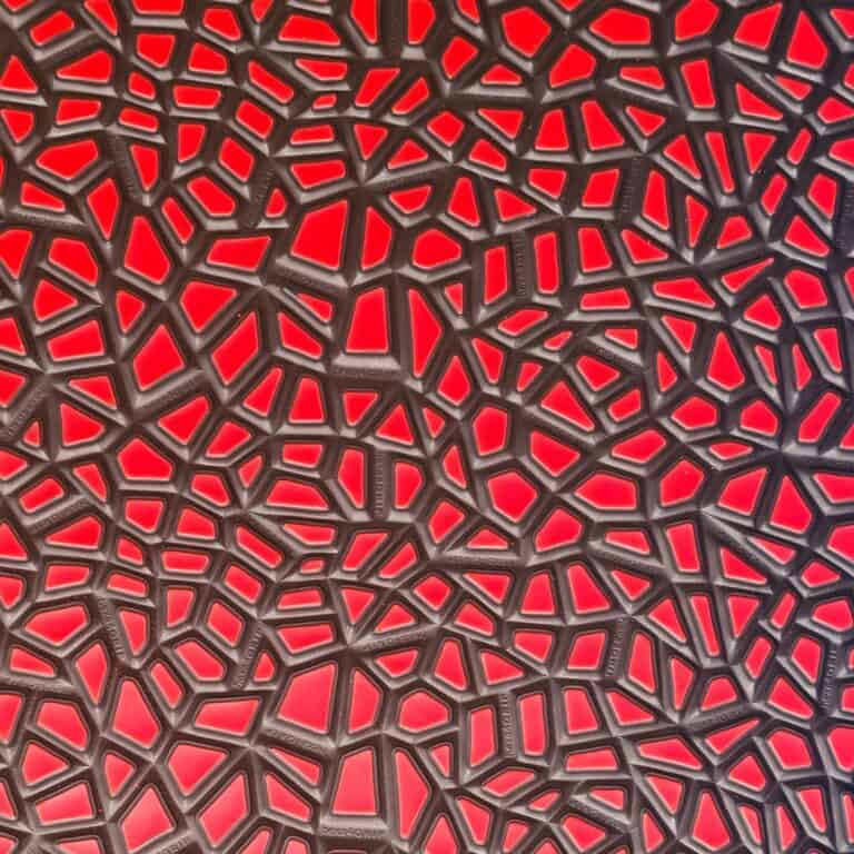 Zwart-Rood-102