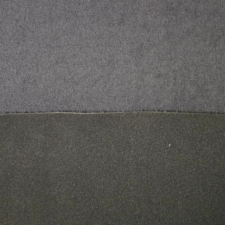 zwart